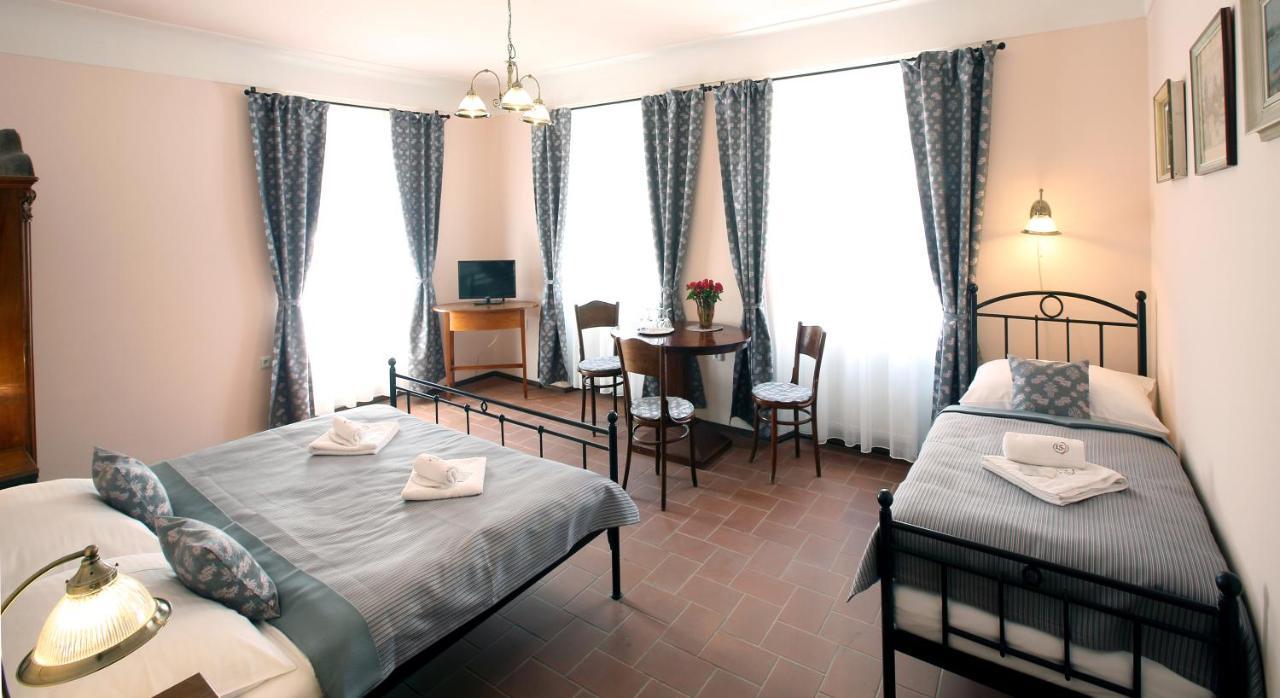 Hotel Penzion Na 15. Poledníku Jindřichův Hradec Exterior foto